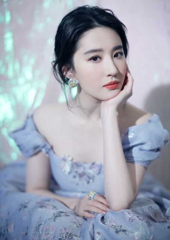 Cẩn thận 5 ngày tới (13, 14, 15, 16 và 17/5), 3 con giáp tiền tài hao hụt, thị phi đeo bám, chật vật đủ đường, ngồi không cũng dính vận xui - Ảnh 2
